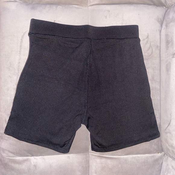 2 piece workout/lounge set. New in package - Picture 4 of 4